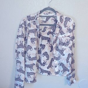 Gilly Hicks PJ Jaguar top pink and white large